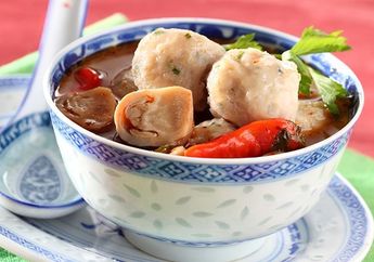 Resep Bakso Siram Sup Tom Yam Enak, Menu Berkuah yang Begitu Menggoda Untuk Disantap
