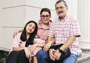 Lagi-Lagi Jadi Buah Bibir, Suami Mayangsari Resmi Dicekal Bepergian ke Luar Negeri, Netizen Justru Tak Bosan Sebut Wajah Khirani Trihatmodjo Mirip Mendiang Adi Firansyah : Mata dan Senyumnya Bikin Teringat sama Seseorang..