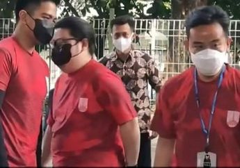 Baru Saja Jadi Bos Baru Persis Solo, Kaesang Malah Dicueki Gibran, Ada Apa Ya?
