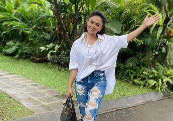 Jelas Saja Sempat Buat Raffi Ahmad 4 Tahun Kepincut, Intip Potret Muda Yuni Shara Saat Pernikahan Pertama, Wajah Mempesonanya Tak Luntur hingga Usia 48 Tahun