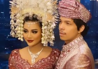Menawan! 2 Busana Aurel Hermansyah di Acara Syukuran Pernikahannya dengan Atta Halilintar
