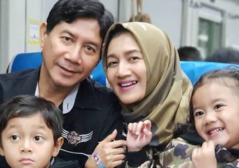 Pilih Hengkang dari TV Setelah Dinikahi Dokter, Kondisi Rumah Tangga Nini Carlina Kini jadi Sorotan! Fitri Karlina Sampai Ungkap Doa untuk Sang Kakak