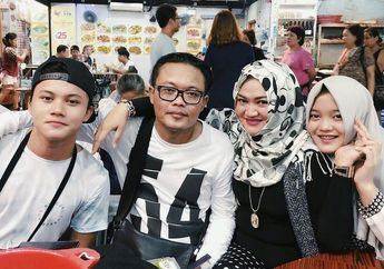 Rumah Tangga Sule dengan Nathalie Holscher Retak? Putri Delina Mendadak Posting Foto Liburan Bareng Lina Jubaedah: Kita Kangen Kasih Sayang Mamah