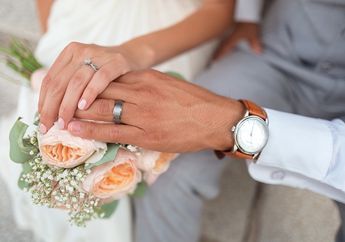 Bujang Lapuk 58 Tahun di Bone Akhirnya Menikahi Gadis 19 Tahun, Mahar Rp 10 Juta dan Tanah 1 Hektar sebagai Ganti Rasa Iba Mempelai Wanita
