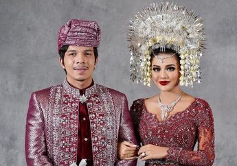 Hitungnya Sampai Seharian! Berapa Jumlah Angpau Nikahan Atta Halilintar dan Aurel Hermansyah?