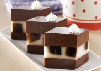 Resep Puding Santan Cincau Hitam Enak, Dessert Kenyal Dengan Sensasi Santan yang Gurih