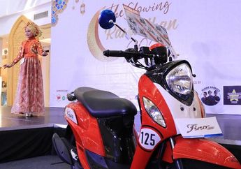 Aman Naik Motor Matik Buat Hijabers, Ini 6 Tips Ala Yamaha Palembang