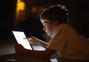 Aplikasi Android Kirim Data Siswa ke Pihak Ketiga 8x Lipat dari iOS