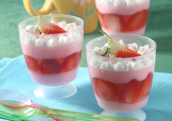 Resep Puding Buah Lapis Enak, Dessert Cantik yang Hadir Dalam Gelas