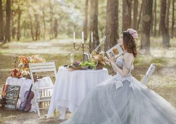 Seakan Saingi Pengantin Wanita, Netizen Dibuat Kesal hingga Niat Mengecam Ibu Ini yang Dinilai Merusak Suasana Karena Penampilannya yang di Luar Dugaan