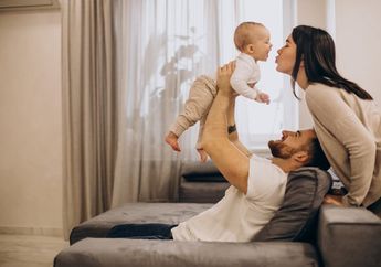 Yuk Cari Tahu Kemampuan Bayi 3 Bulan Mulai Sudah Bisa Mengenal Aroma hingga Peningkatan Penglihatan