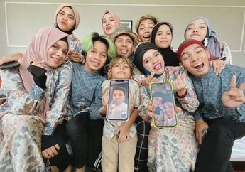 Waduh! Sosok Ini Bongkar Keluarga Atta Halilintar Petantang-petenteng di Malaysia, Netizen Temukan Kejanggalan Pada Cerita Ipar Aurel: Emang Tukang Halu!