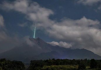 Masih Ingat Benda Jatuh di Gunung Merapi? Sosok Ini Tiba-tiba Peringatkan Peristiwa yang Akan Terjadi 'Waktunya...'