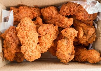 Gak Sengaja Melakukan 1 Hal Ini Saat Bikin Ayam Goreng Tepung, Wanita Ini Shock Saat Hasilnya Jadi Keriting Seperti Buatan KFC