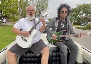 Bikin Kampanye Vaksin, Tenacious D dan Para Artis Beken Parodikan 'I Wanna Be Sedated' Ramones