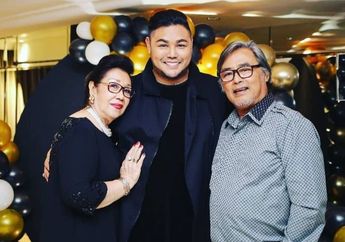 Tak Kalah dengan Rumah Ivan Gunawan, Begini Penampakan Rumah Mewah Bergaya Antik Milik Sang Ibunda, Luas Banget Enggak Main-main!
