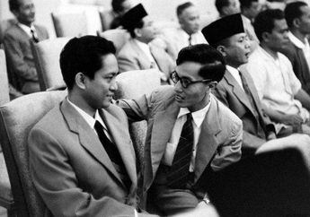 Njoto Belajar Komunis dan Jadi Tiga Serangkai dengan Aidit dan Lukman
