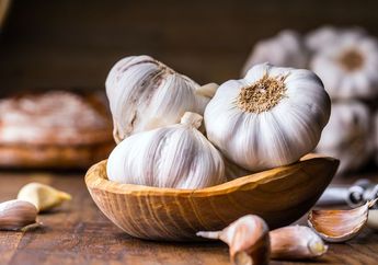 Tak Hanya Redakan Kolesterol dan Penyakit Jantung, Siapa Sangka Bahan Dapur Ini Miliki Manfaat Ajaib Sebagai Pupuk Tanaman!