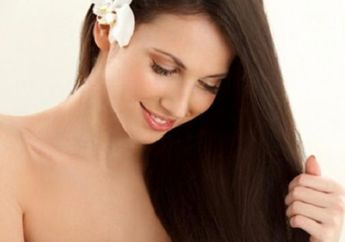 Coba Mulai Sekarang Lumuri Rambut dengan Tepung Beras, Jangan Kaget Lihat Hasilnya dari Balik Kaca