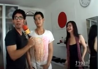Ternyata Rezky Aditya Pernah Digerebek Cut Tari Diduga Sembunyikan Cewek Nggak Dikenal Di Bawah Selimut Di Apartemennya, Cut Tari: Salah Satu Koleksi Rezky Aditya Ya?