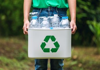 Pengentasan Masalah Sampah Lewat Rumah Pemulihan Material Waste4Change