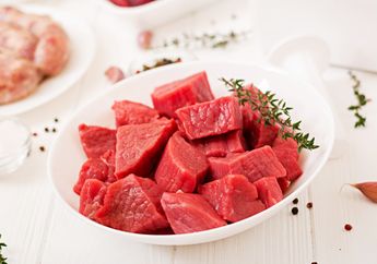 Pantas Selama Ini Alot, Ternyata Beginilah Cara Memotong Daging yang Benar Agar Tetap Empuk Saat Dimasak