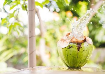 Hanya dengan Air Kelapa, Flek Hitam di Wajah Bisa Dihilangkan