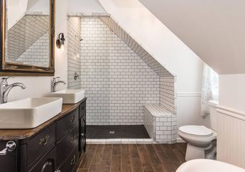 Siapa Bilang Kamar Mandi di Bawah Tangga Berdampak Buruk Bagi Penghuni? Feng Shui Justru Beberkan Fakta Ini!