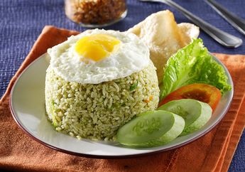 Resep Nasi Goreng Hijau Terasi Enak, Ide Menu Sarapan Praktis yang Tampil Cantik