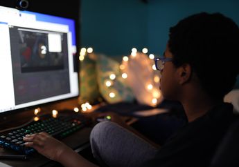Baru Mulai Kelas Online, Murid di Sekolah Ini Syok Dengar Suara Erangan yang Mendadak Muncul di Layar Komputer, Penyebabnya Jadi Misteri