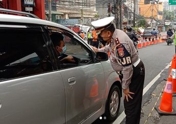 Naik Mobil Pribadi atau Kendaraan Umum Saat Perpanjangan PPKM Level 4, Ini Syaratnya!