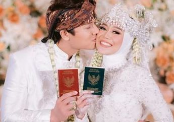 Diam-diam Ternyata Liar Juga, Rizky Billar Akui Terbayang Lesti Kejora Pakai Kostum Menggoda Ini Saat Ritual Intim Bulan Madu