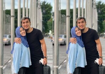 Setia Dampingi Gunawan Dwi Cahyo yang Jalan Pakai Kruk, Okie Agustina Senyum Semringah Singgung Pelajaran Hidup