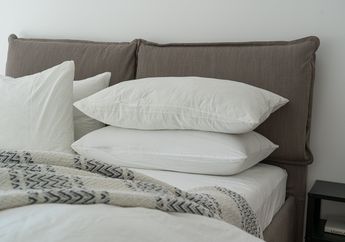 BERITA POPULER: Jangan Lagi Pakai Bantal Ditumpuk Jika Tak Ingin Alami Bahaya Fatal Ini hingga Golongan Orang dengan Kondisi Ini Harus Stop Konsumsi Bawang Putih Berlebihan