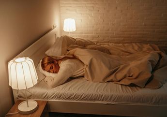 Mulai Sekarang Jangan Tidur dengan Lampu Menyala, Akibatnya Bisa Fatal!