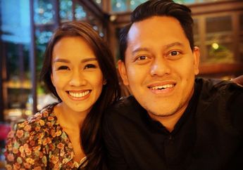 Bak Petir di Siang Bolong! Pernikahan Tinggal Hitungan Hari, Calon Suami Melanie Putria Dikabarkan Idap Tumor Otak hingga Harus Segera Diangkat: 'Hatinya Berkecamuk'