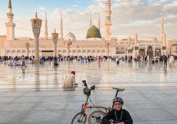 Foto Taqy Malik Bawa Sepeda Lipat di Masjid Nabawi Tuai Komentar, Anak Mansyardin Malik Buka Suara Soal Masalah Uang Anwar BAB