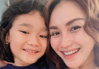 Padahal Dulu sampai Rela Pakai Cadar Demi Mati-matian Sembunyikan Kehamilan Bilqis, Ayu Ting Ting Kini dengan Bangga Koar-koar Soal Hamil Duluan di TV Nasional: 'Nabung Duluan!'