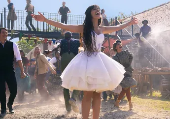 5 Momen Musikal Paling Berkesan di Film Cinderella Camila Cabello. Setuju?