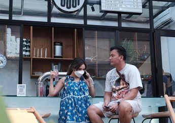 Foto Gisel Happy-happy Bareng Wijin Pancing Isu Baru, Ibunda Gempi Akui Jauh dari Tuhan Saat Bersama Gading Marten: Agama Doang Tapi Enggak Dipakai