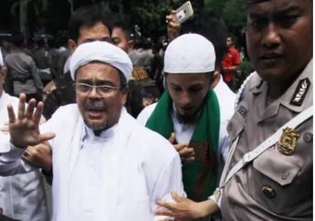 Foto Tangan Kanan Habib Rizieq Shihab Beredar, Ikut Bantu Jenderal Napoleon Bonaparte Hajar Muhammad Kece di Bui