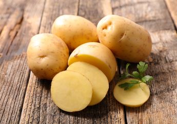 Cara Menghilangkan Uban dengan Kulit Kentang, Ikuti Petunjuk Ini