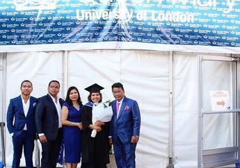 Foto Putri Hotman Paris Lulus Kuliah di Inggris Tuai Komentar, Sang Pengacara Kondang Salahkan Marlina Octoria yang Dipaksa Ayah Taqy Malik Bercinta dengan Cara Tak Wajar
