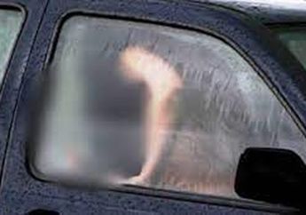 Asyik Berbuat Mesum di Mobil, Pasangan Haram Ini Malah Ngamuk Saat Digerebek Warga, yang Dilakukan si Pria Selanjutnya Bikin Geleng-geleng Kepala