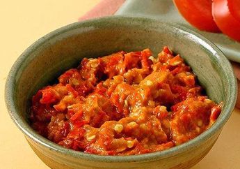 Emak-Emak Pasti Nyesel! Jangan Pernah Campurkan 2 Bahan ini Saat Bikin Sambal Terasi, Bisa Bahayakan Seisi Rumah