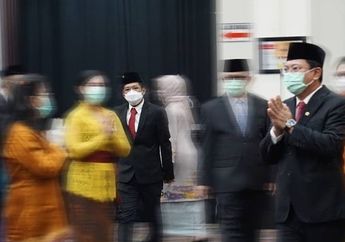 Foto Dokter Terawan Diserbu Permintaan Vaksin Nusantara, Mantan Menkes Curi Perhatian di Tengah Peristiwa Pendarahan Otak Tukul Arwana