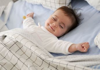 Bukan Hanya Tumbuh Gigi, Ternyata Bayi Juga Bisa Susah Tidur Karena Kondisi Kamar, Langsung Sediakan Benda Ini