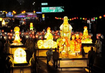 Kemeriahan 5 Festival Budaya Unik Penarik Wisatawan dari Penjuru Dunia