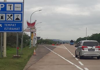 Jarum Indikator Bensin Sudah di E, Panik Nggak Saat di Jalan Tol?
