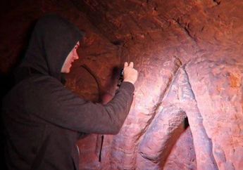 Awalnya Penasaran dan Tertantang, Youtuber Ini Nekat Masuki Lubang Misterius di Bawah Pohon hingga Syok Usai Tahu Isinya yang Tak Disangka-sangka